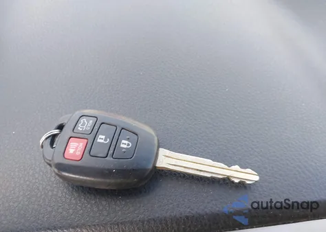 2015 Toyota Rav4 Xle from USA, damaged, VIN JTMWFREVXFD053873